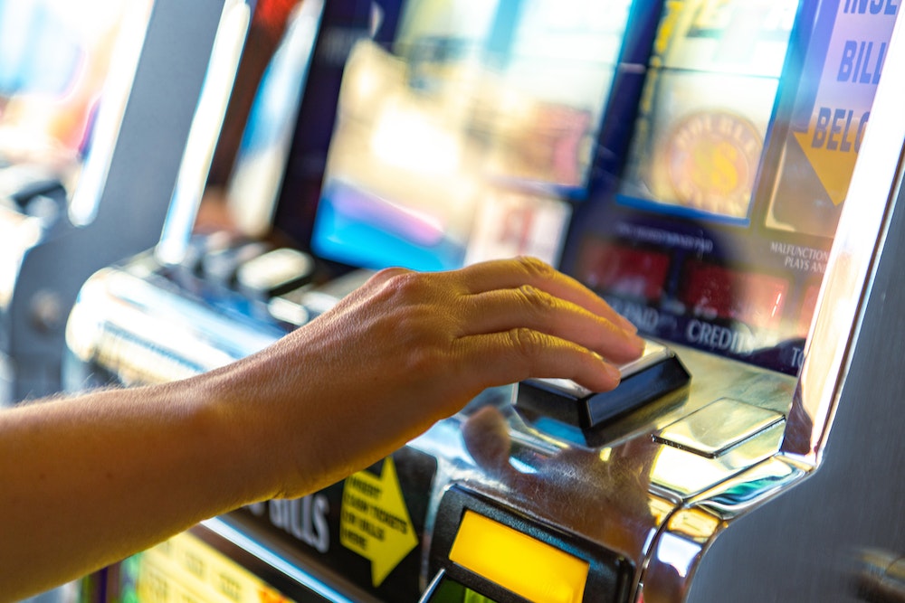 Les obligations de conformité aux régulations sur le jeu équitable pour les machines à sous en ligne