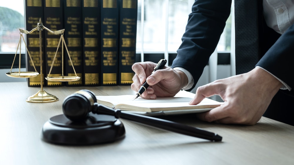 Frais de notaire pour l'acquisition d'un bien immobilier dans une zone d'aménagement différé : une perspective juridique