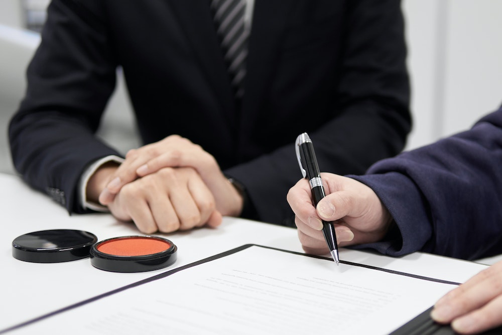 Comprendre le Contrat de bail commercial : Un guide essentiel pour les entrepreneurs
