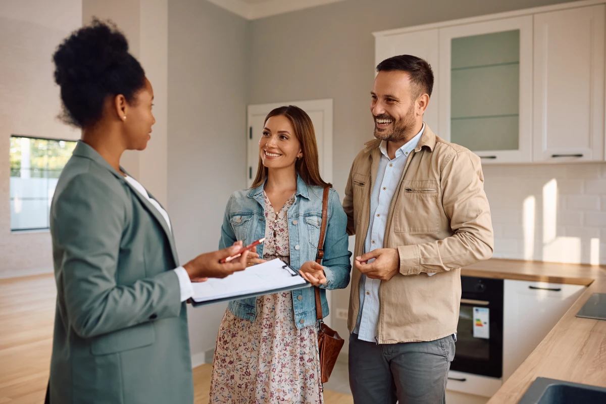Agents immobiliers : Décryptage des obligations légales de la loi Hoguet